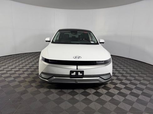 Used 2023 Hyundai Ioniq 5 Limited image 11