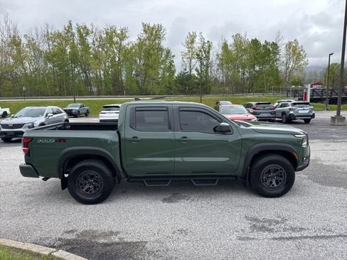 Used 2025 Nissan Frontier PRO-4X w/ Tow Package AWD/4WD image 16