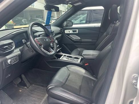 Used 2022 Ford Explorer ST w/ Equipment Group 401A AWD/4WD image 5