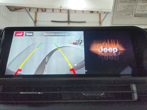 New 2026 Jeep Wrangler Unlimited Rubicon AWD/4WD image 30