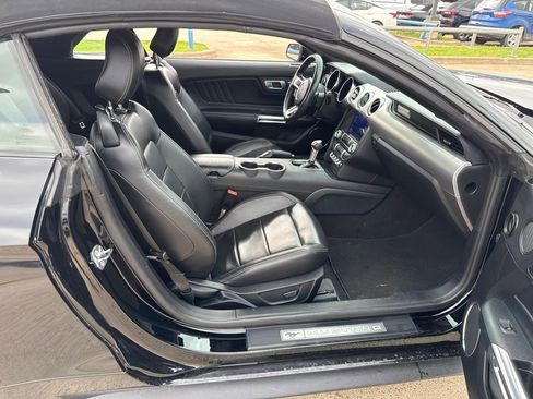 Used 2021 Ford Mustang Premium RWD image 11