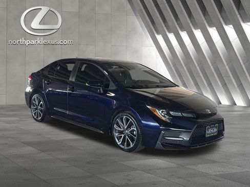 Used 2020 Toyota Corolla SE w/ SE Premium Package FWD image 5