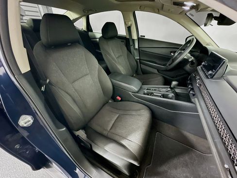 Used 2025 Honda Accord SE image 30
