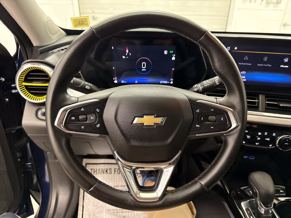 Certified 2024 Chevrolet Trax LT w/ Driver Confidence Package FWD image 17