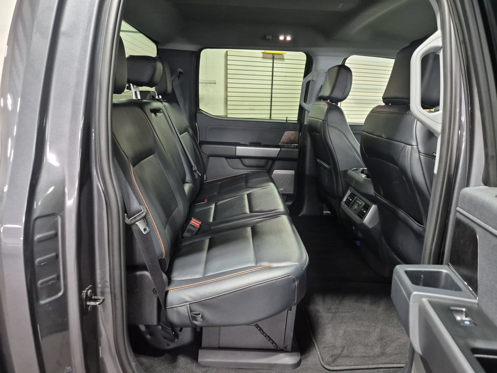 Used 2026 Ford F250 Lariat AWD/4WD image 27