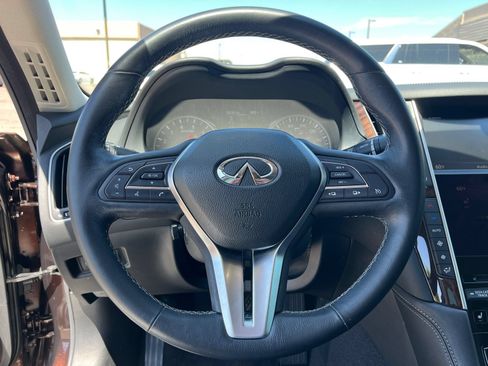 Used 2018 INFINITI Q50 Luxe w/ Sensory Package (Luxe) RWD image 18
