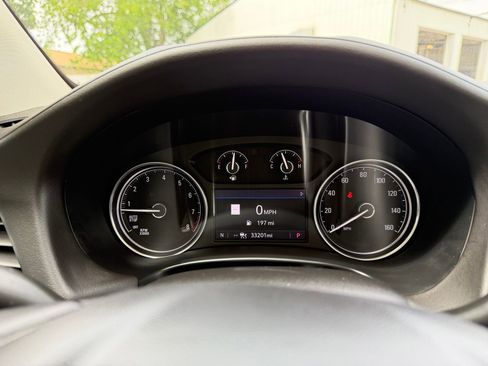 Used 2023 Buick Enclave Essence w/ Experience Buick Package AWD/4WD image 16