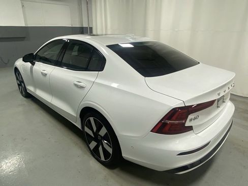 Used 2025 Volvo S60 T8 Ultra image 2