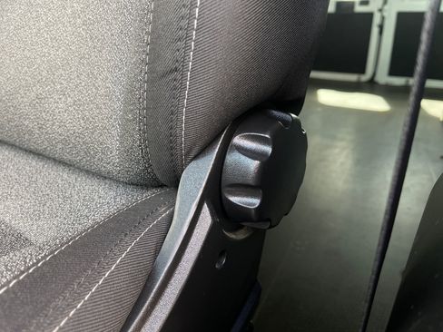 Used 2023 RAM ProMaster 2500 FWD image 14