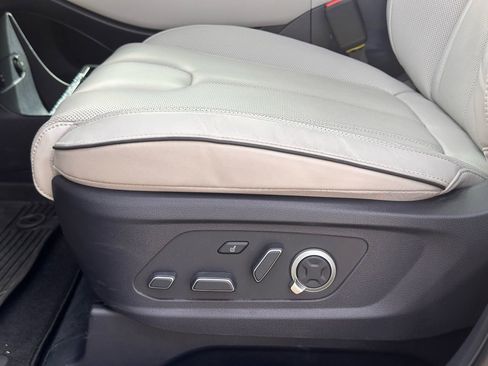 Used 2025 Hyundai Palisade Calligraphy image 36