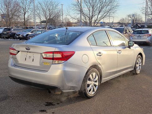Used 2019 Subaru Impreza 2.0i image 6