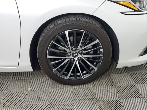 Used 2023 Lexus ES 350 w/ Premium Package image 14