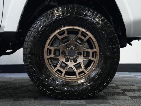 Used 2023 Toyota 4Runner 40th Anniversary SE image 62