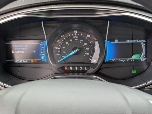 Used 2018 Ford Fusion S FWD image 28
