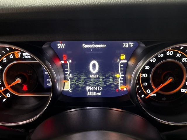 Used 2022 Jeep Wrangler Unlimited Sahara w/ LED Lighting Group AWD/4WD image 11