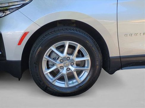 Used 2022 Chevrolet Equinox LS w/ Driver Confidence II Package FWD image 26
