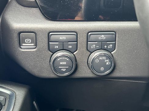 Certified 2024 Chevrolet Silverado 1500 LT image 21