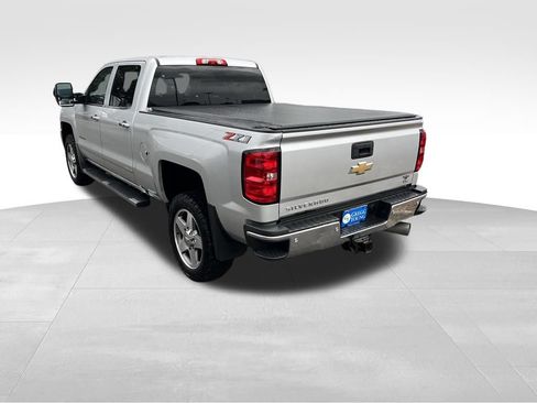 Used 2018 Chevrolet Silverado 2500 LTZ w/ Duramax Plus Package AWD/4WD image 4