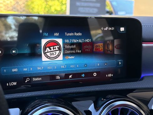 Used 2022 Mercedes-Benz CLA 45 AMG 4MATIC image 21