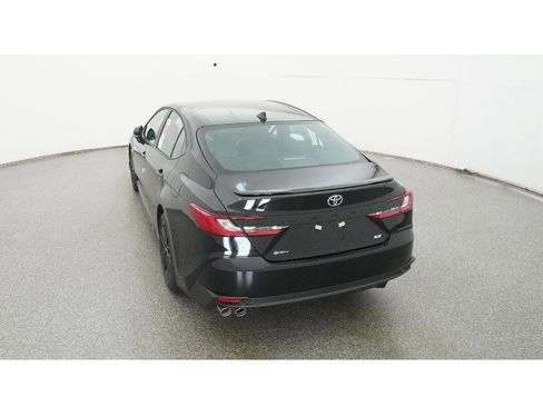 New 2026 Toyota Camry SE image 6