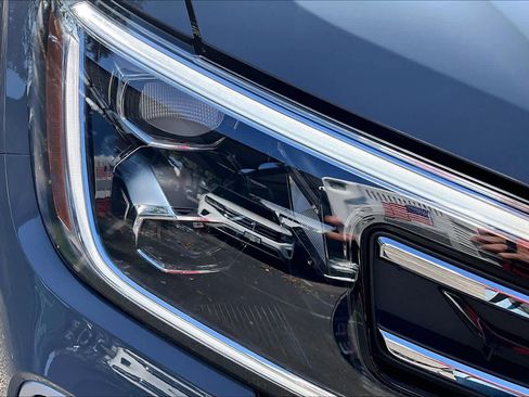 New 2026 Volkswagen Atlas Peak Edition image 13