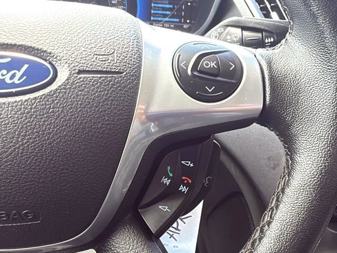 Used 2017 Ford C-MAX Energi SE image 11