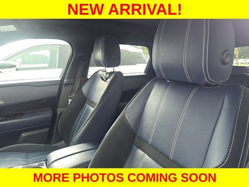 Used 2019 Land Rover Range Rover Velar R-Dynamic SE AWD/4WD image 7
