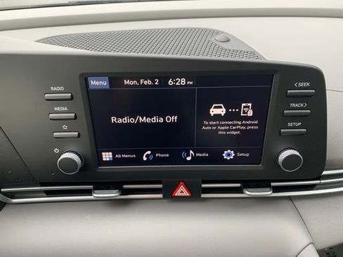 New 2026 Hyundai Elantra SE image 13