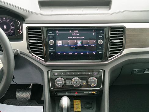 Used 2022 Volkswagen Atlas SE FWD image 19