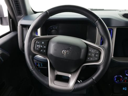 Used 2024 Ford Bronco Outer Banks AWD/4WD image 41