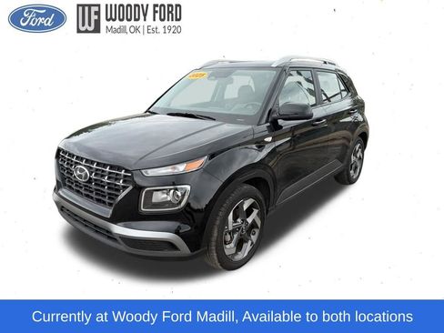 Used 2025 Hyundai Venue SEL FWD image 1
