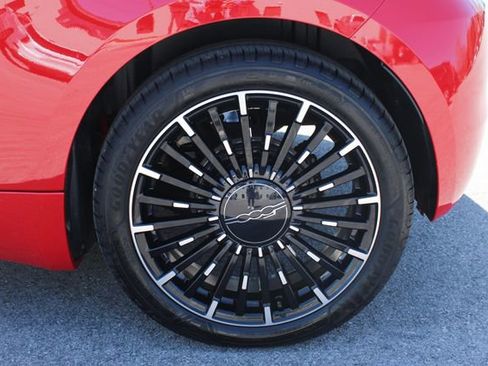 Used 2024 FIAT 500 e (RED) image 32