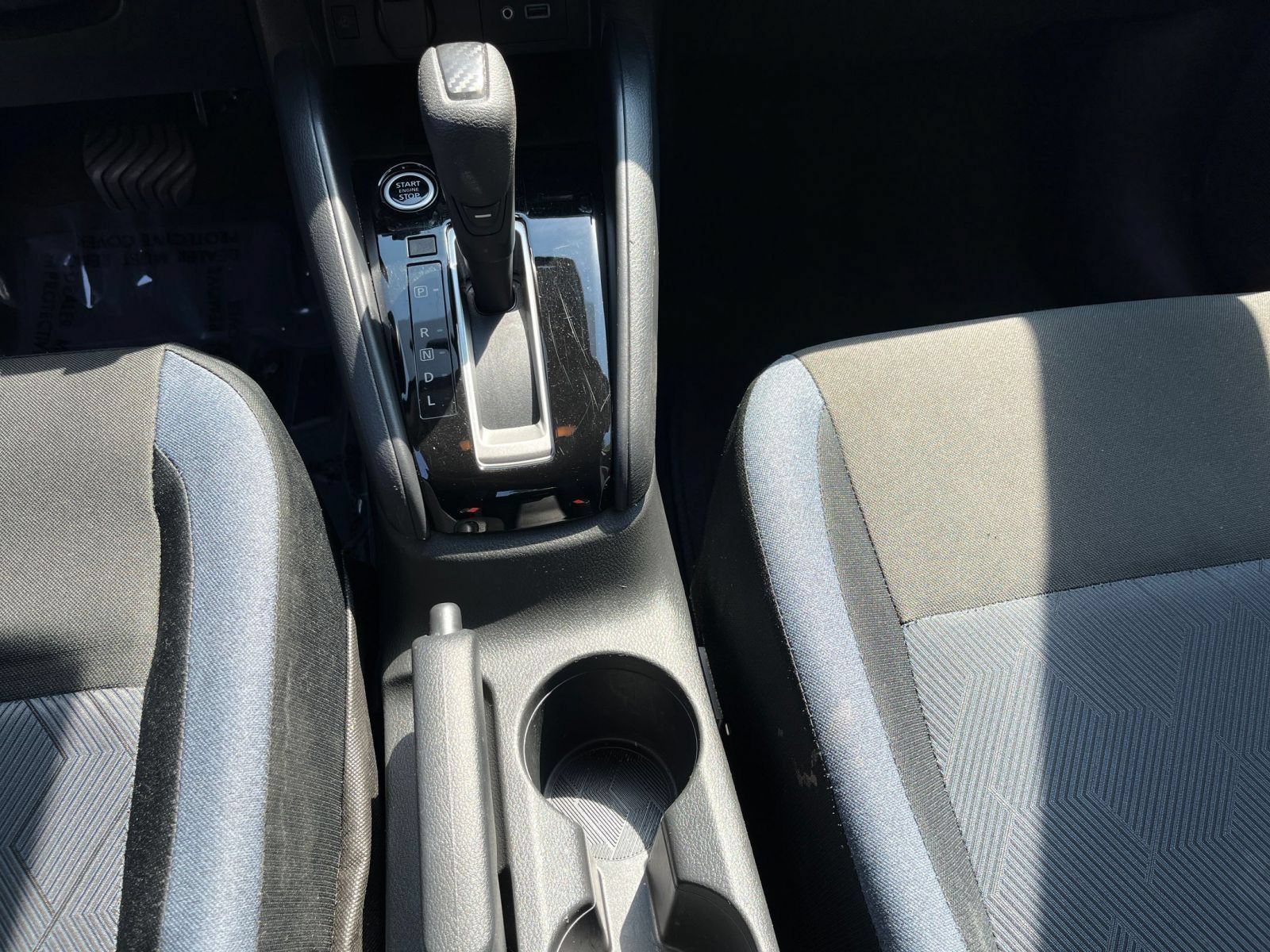 Used 2025 Nissan Versa SV FWD image 42