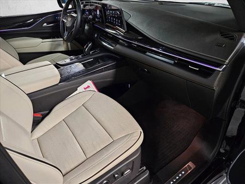 Used 2024 Cadillac Escalade Sport w/ Touring Package image 19