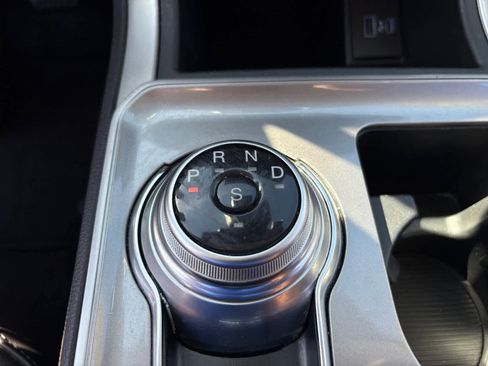 Used 2024 Ford Edge SEL image 24