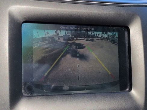 Used 2021 Jeep Cherokee Latitude Lux w/ Sun & Sound Group image 20