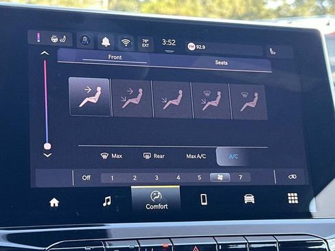 New 2026 Jeep Compass Latitude AWD/4WD image 32