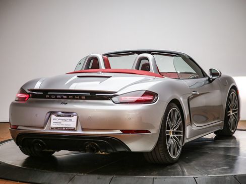 Certified 2024 Porsche 718 Boxster GTS RWD image 7