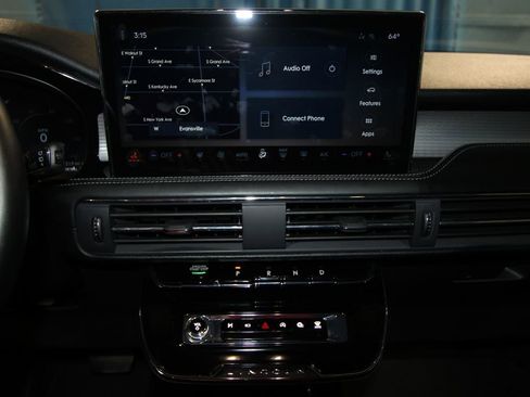 Used 2025 Lincoln Corsair FWD w/ Equipment Group 101A image 16