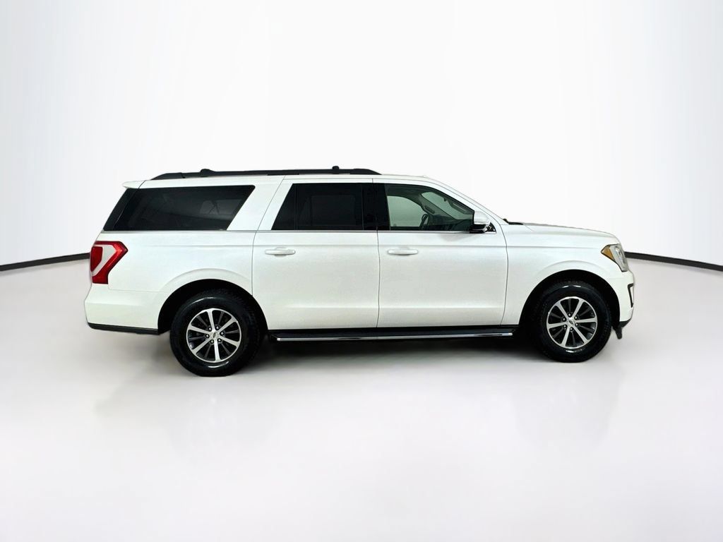 Used 2018 Ford Expedition Max XLT w/ Equipment Group 202A RWD image 9