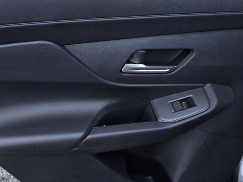 New 2026 Nissan Sentra SV image 9