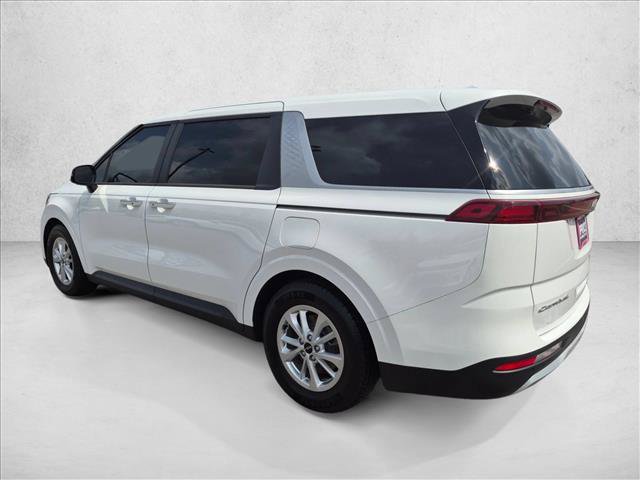 Used 2022 Kia Carnival LX FWD image 8