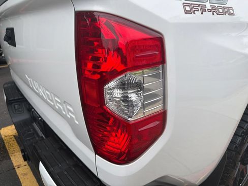 Used 2021 Toyota Tundra SR5 RWD image 12