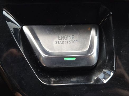 Used 2024 GMC Sierra 2500 AT4 w/ AT4 Premium Plus Package AWD/4WD image 16