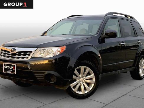 Used 2011 Subaru Forester 2.5X Premium w/ All-Weather Pkg AWD/4WD image 1