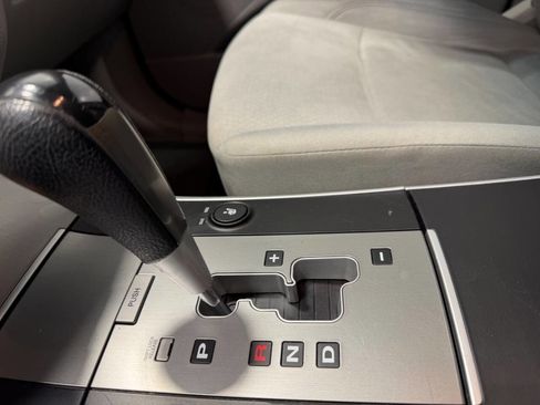 Used 2010 Hyundai Veracruz GLS image 26