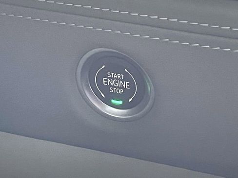 Used 2025 Cadillac Escalade Sport Platinum w/ LPO, Floor Liner Package image 30