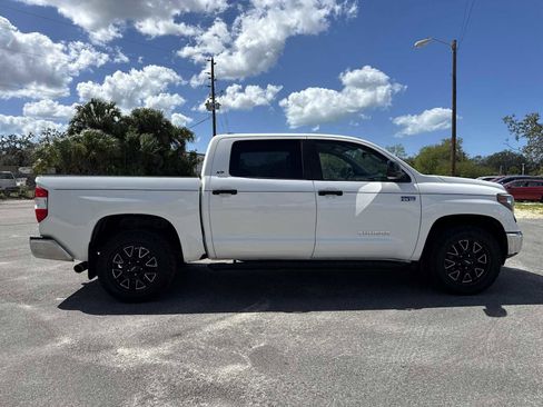 Used 2020 Toyota Tundra SR5 w/ SR5 Upgrade Package image 7