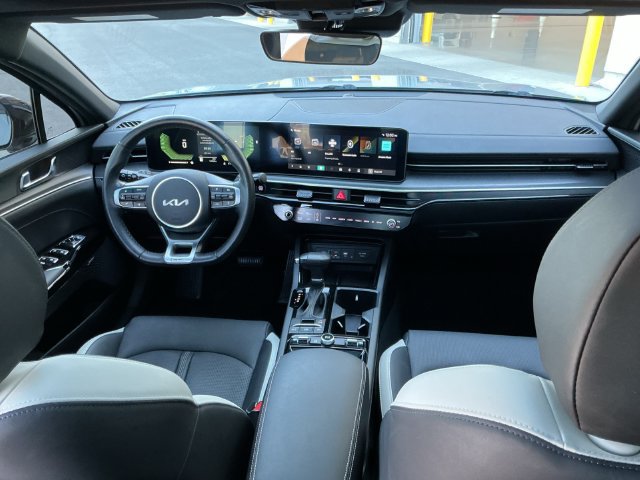 Used 2025 Kia K5 GT-Line w/ GT-Line Premium Package AWD/4WD image 21
