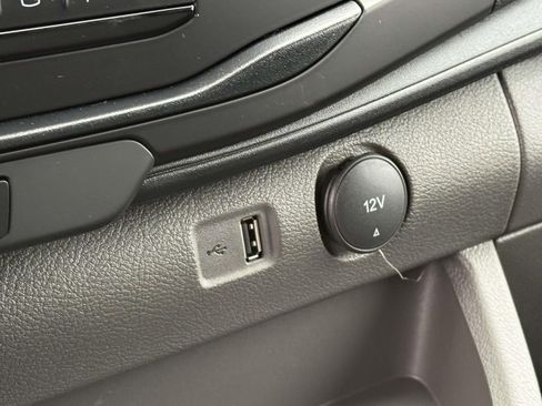 New 2026 Ford Transit 250 148 Medium Roof w/ Load Area Protection Package image 17